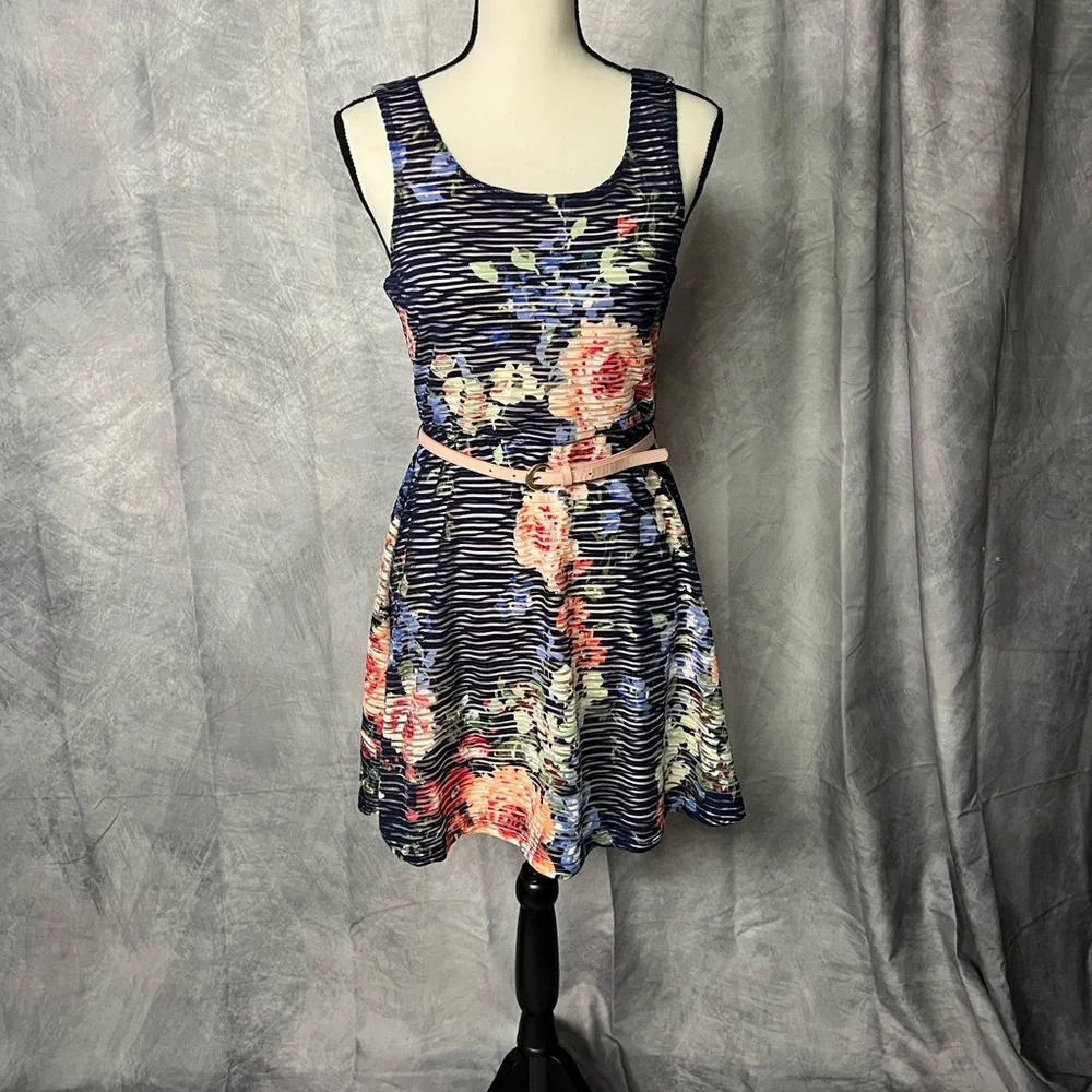 Three Pink Hearts Trixxi Navy Burnout Floral Print Dress - size Medium